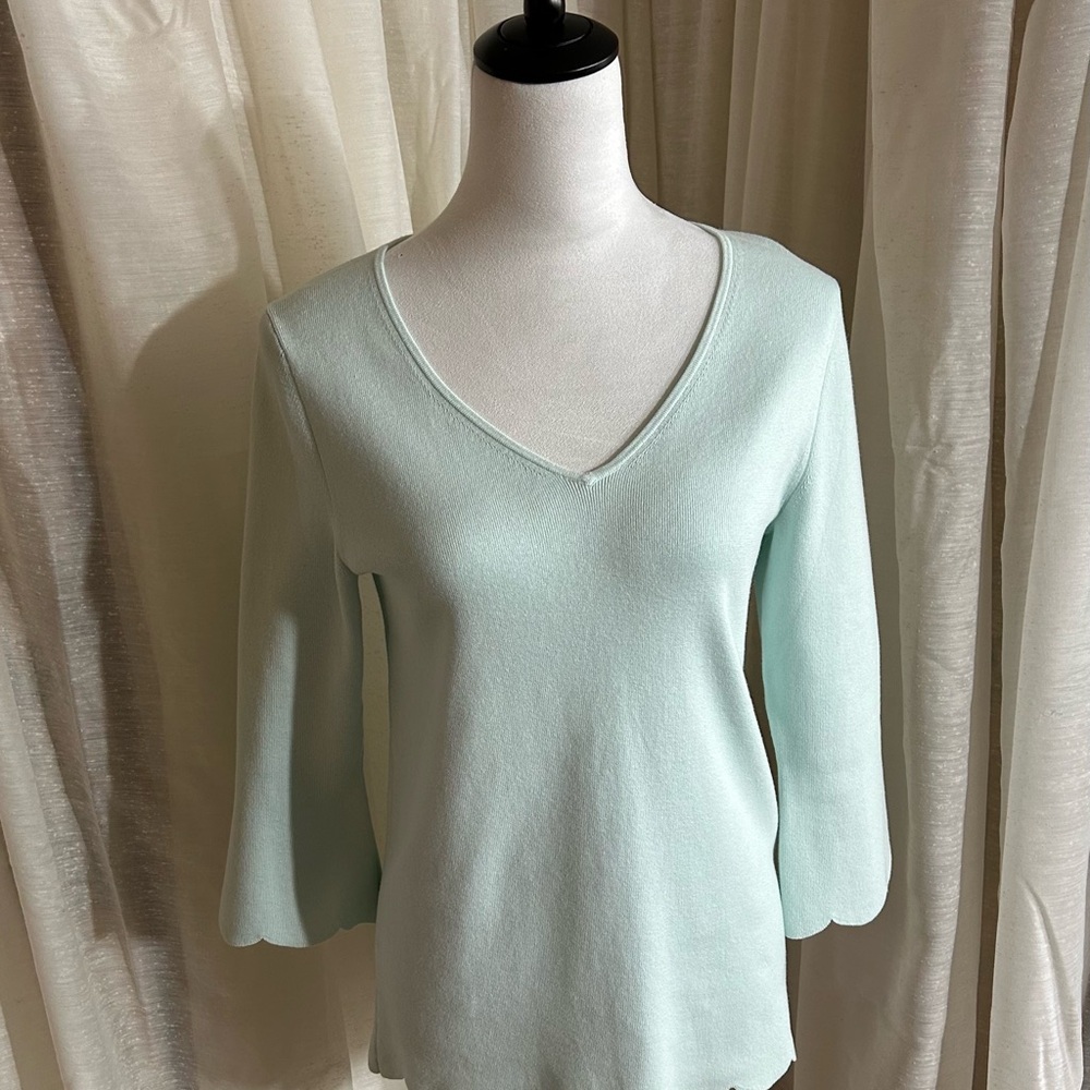Beautiful Talbots pale blue V neck with a scolloped hem and sleeved